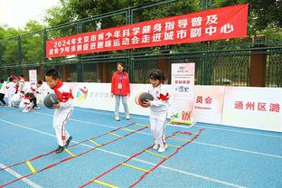 库利巴利：我和文班亚马12岁就一起打球 和他交手很有趣